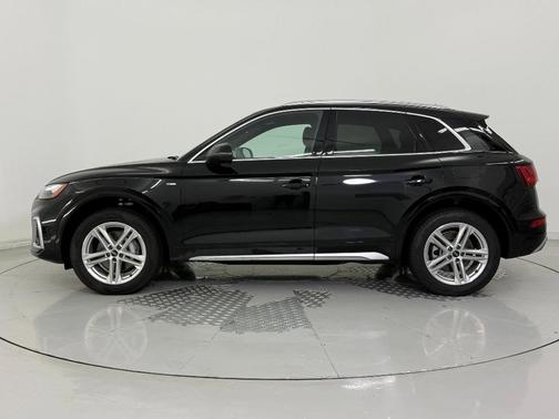 2022 Audi Q5 e 55 S line Premium Plus
