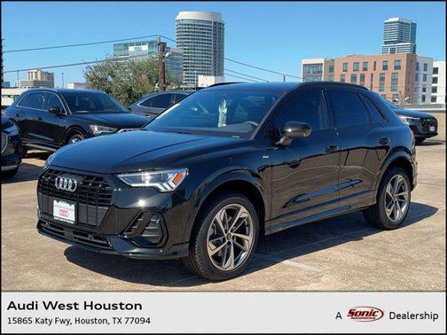 2025 Audi Q3 Premium 45 TFSI S line quattro Tiptronic