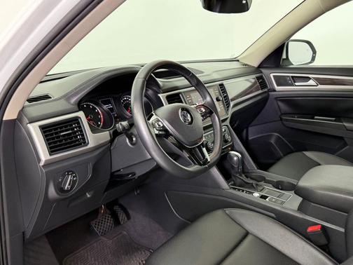 2019 Volkswagen Atlas 3.6L SE w/Technology
