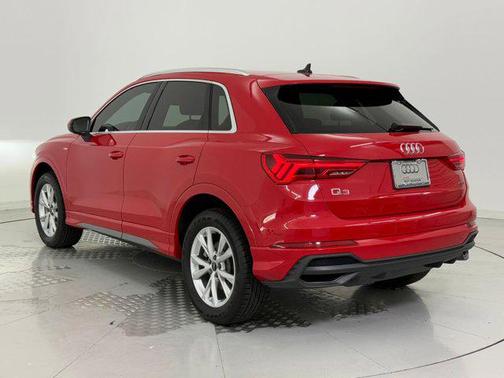 2024 Audi Q3 Premium 45 TFSI S line quattro Tiptronic