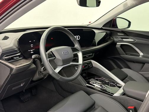 Grenadine Red Metallic 2025 Audi Q5 Premium Plus