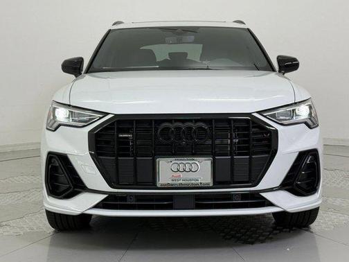 2025 Audi Q3 45 S line Premium Plus