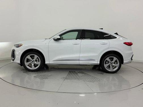 2025 Audi Q5 Premium Plus TFSI quattro S tronic