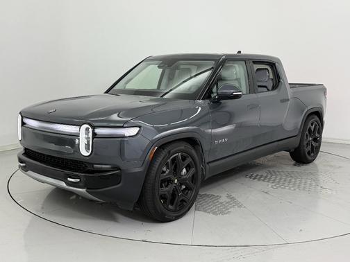 2025 Rivian R1T Adventure
