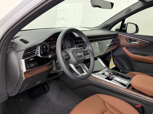 2026 Audi Q7 55 Premium Plus