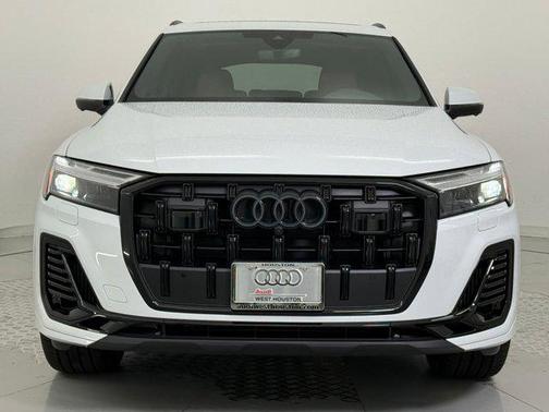 2026 Audi Q7 55 Premium Plus