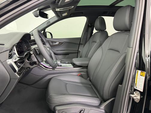 2026 Audi Q7 55 Premium Plus