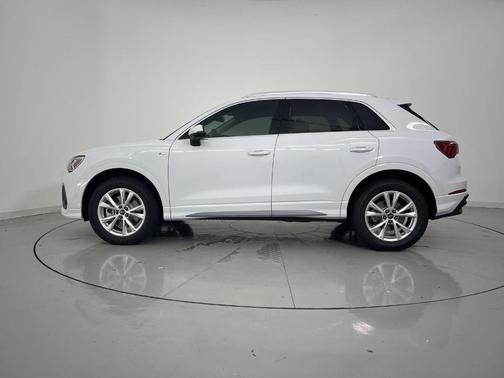 2024 Audi Q3 45 S line Premium Plus
