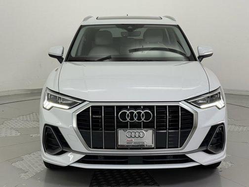 2024 Audi Q3 45 S line Premium Plus