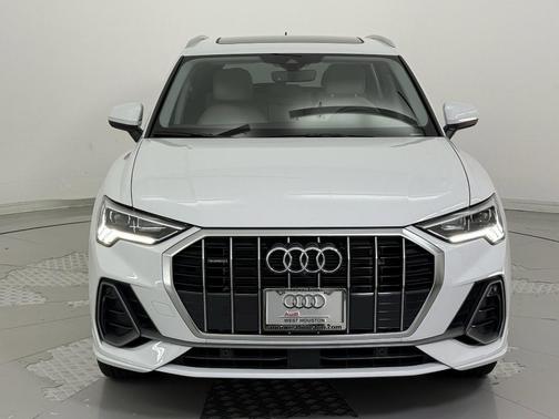 2024 Audi Q3 45 S line Premium Plus
