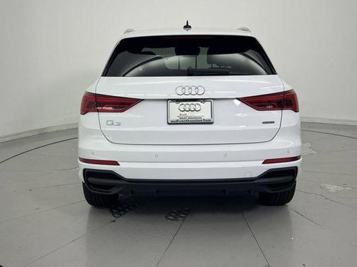 2024 Audi Q3 45 S line Premium Plus