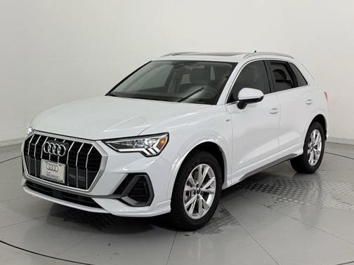 2024 Audi Q3 45 S line Premium Plus