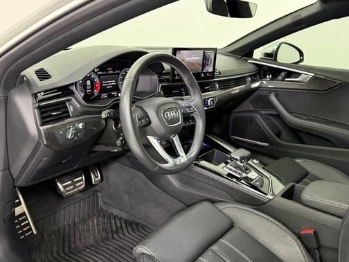 2022 Audi S5 3.0T Prestige