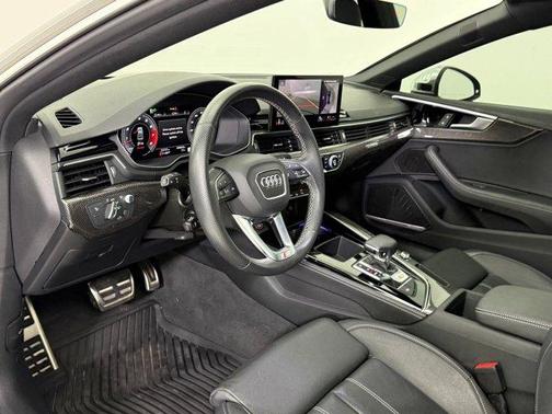 2022 Audi S5 3.0T Prestige