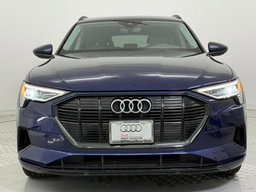 2021 Audi e-tron Premium