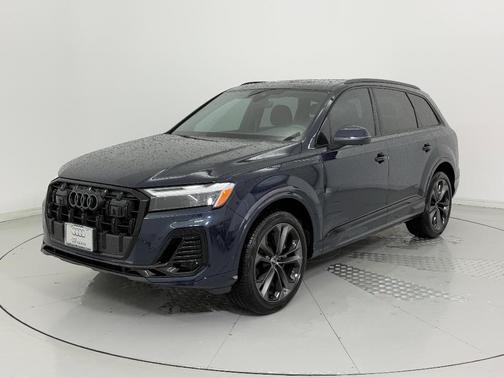 2025 Audi Q7 55 Premium Plus