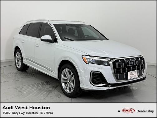 2025 Audi Q7 55 Premium Plus
