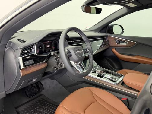 2026 Audi Q8 55 Premium