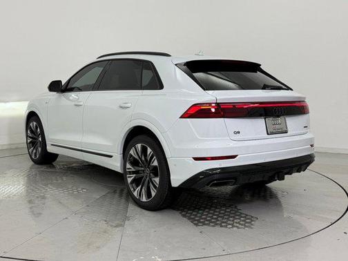 2026 Audi Q8 55 Premium Plus