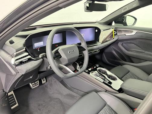 Daytona Gray Pearl Effect 2026 Audi A6 Prestige quattro S tronic