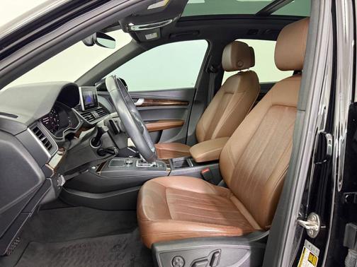 2020 Audi Q5 45 Premium Plus