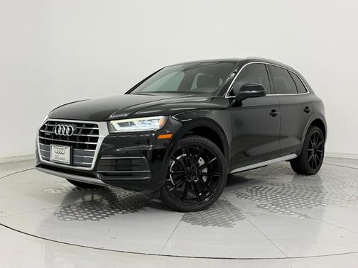 2020 Audi Q5 45 Premium Plus