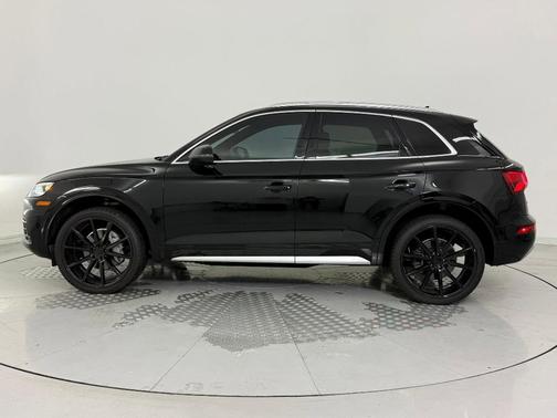 2020 Audi Q5 45 Premium Plus