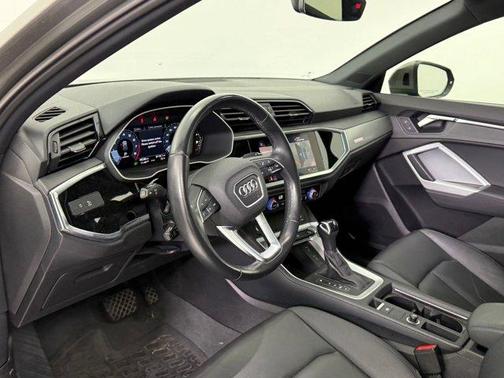 2022 Audi Q3 45 S line Premium Plus