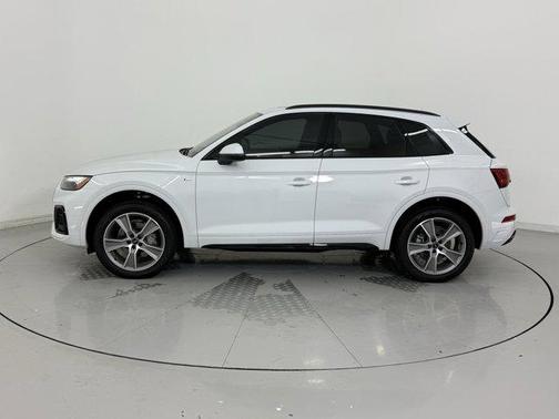 2025 Audi Q5 45 S line Premium
