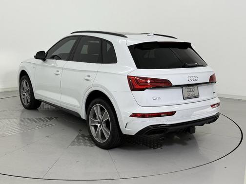 2025 Audi Q5 45 S line Premium