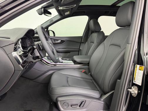 2026 Audi Q7 55 Premium Plus