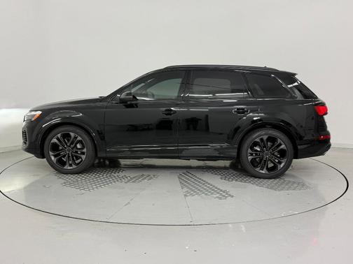 2026 Audi Q7 55 Premium Plus