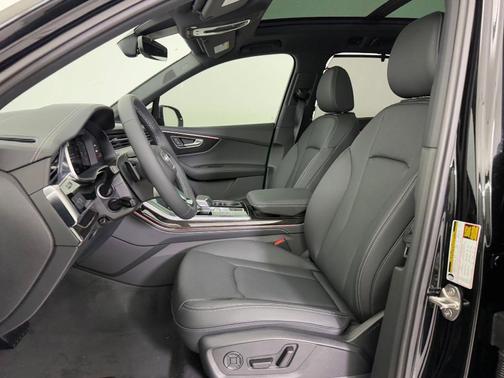 2026 Audi Q7 45 Premium Plus