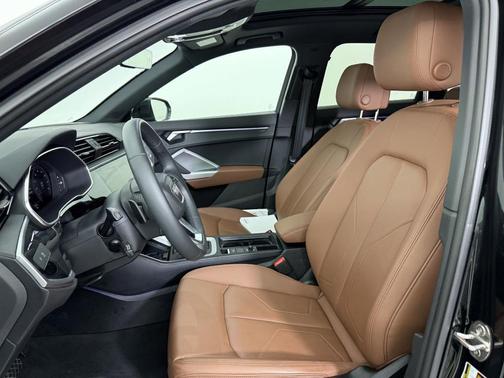 2024 Audi Q3 45 S line Premium Plus