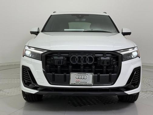 2026 Audi Q7 55 Premium