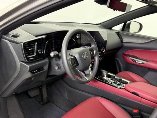 2023 Lexus NX 350h Luxury
