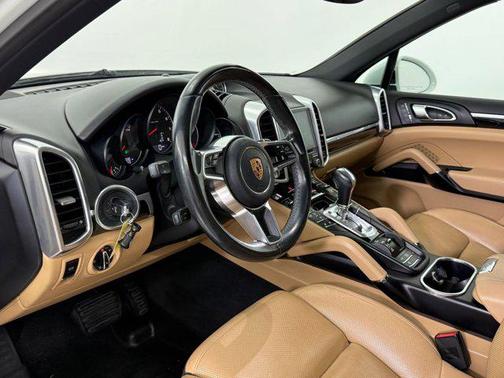 2018 Porsche Cayenne Cayenne