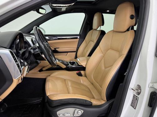 2018 Porsche Cayenne Cayenne