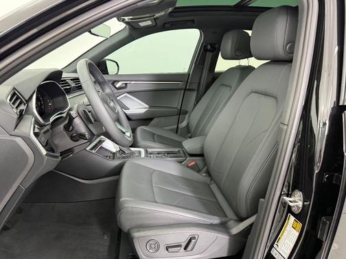 2025 Audi Q3 45 S line Premium Plus