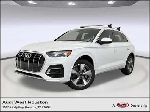 Glacier White Metallic 2023 Audi Q5 40 Premium Plus