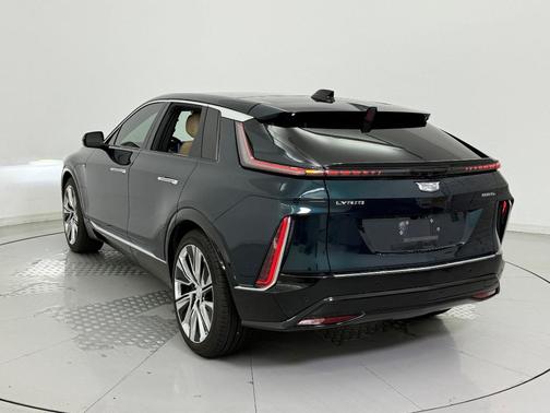 2024 Cadillac LYRIQ Luxury
