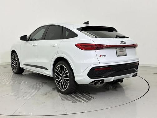 Glacier White Metallic 2026 Audi SQ5 3.0T Premium Plus