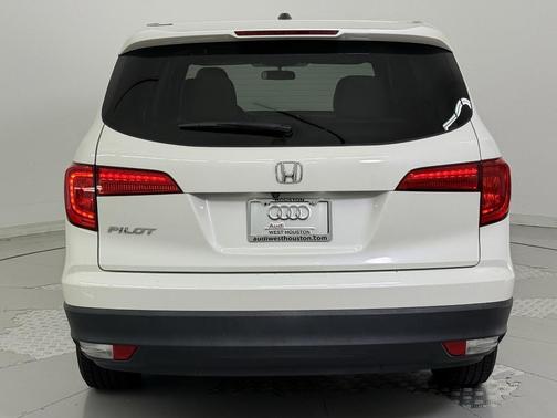 2017 Honda Pilot EX