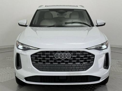 2025 Audi Q5 Premium