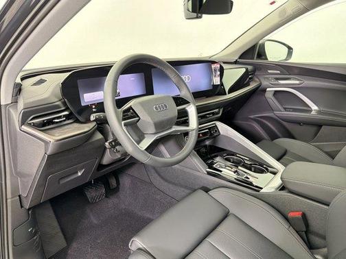 2026 Audi Q5 Premium Plus TFSI quattro S tronic