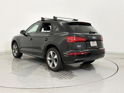 Brilliant Black 2020 Audi Q5 45 Premium