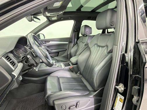 Brilliant Black 2020 Audi Q5 45 Premium