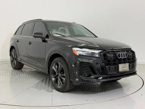 2025 Audi Q7 55 Premium Plus