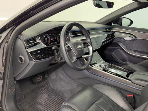 2022 Audi A8 L 55 TFSI quattro Tiptronic