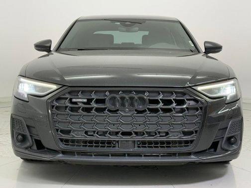 2022 Audi A8 L 55 TFSI quattro Tiptronic